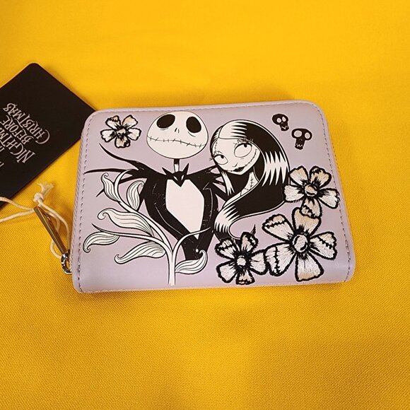 Loungefly Disney NBC Jack & Sally Floral Lavender Floral Zip Wallet NEW - Picture 8 of 12